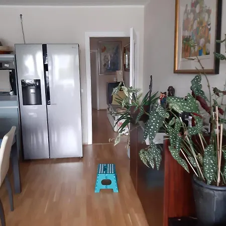2 Bed/2 Baths In Center Next To Kytaro Apartmán Düsseldorf